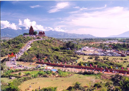 Cham’s Kate festival opens - ảnh 1